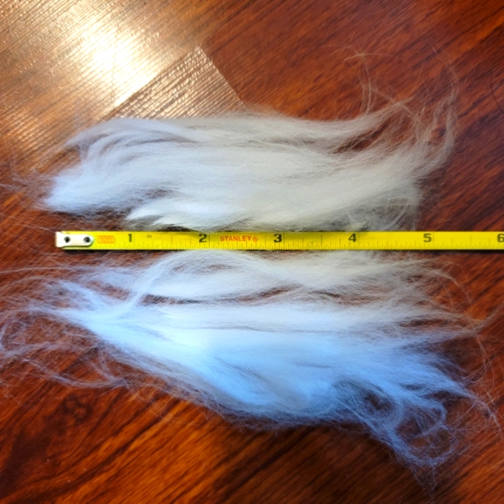 Prime Angora Rabbit Fiber 8.45 oz - Picture 3 of 6